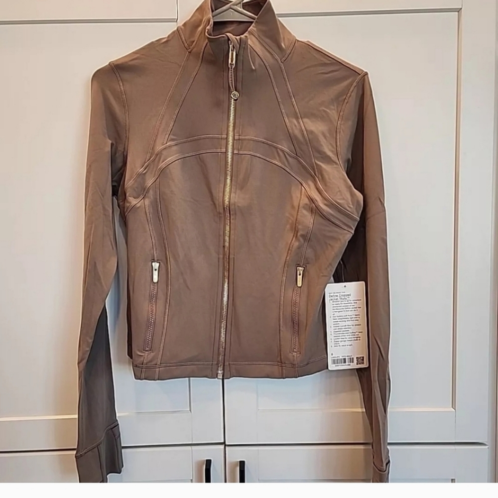 NWT Lululemon Define Nulu Jacket Coat Taupetastic/Gold Taupe Cropped Size 6